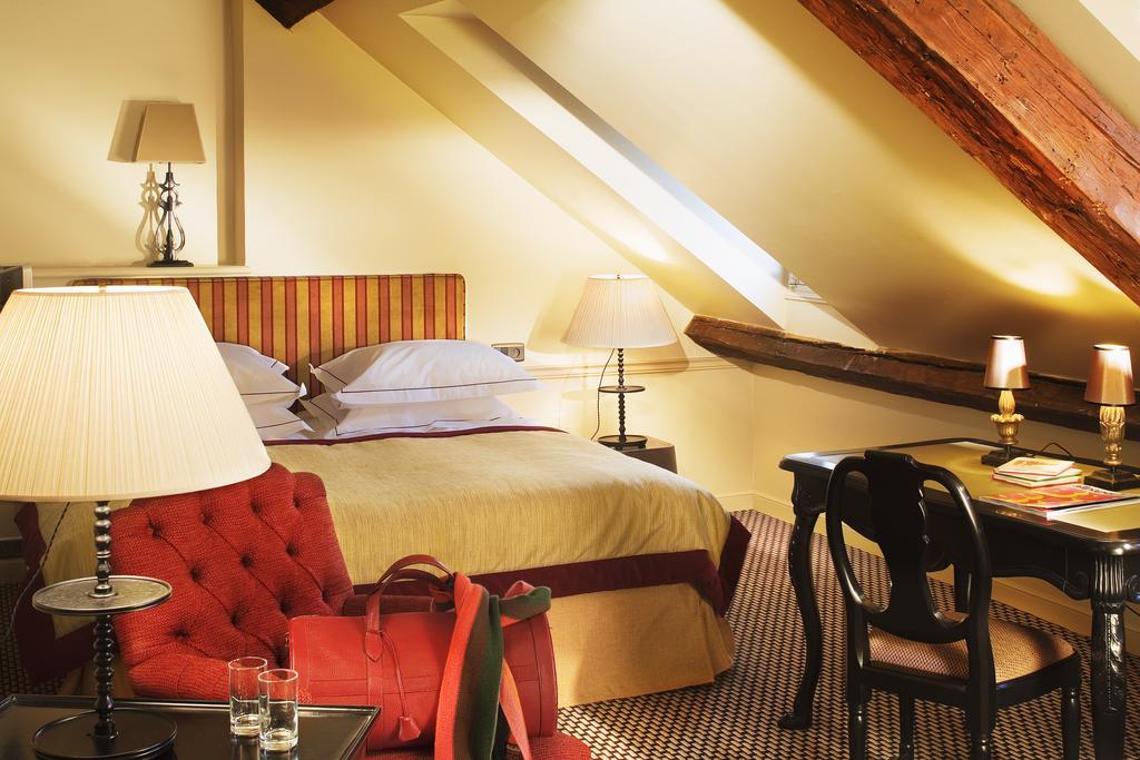 Pavillon Faubourg Saint-Germain & Spa Париж Номер фото
